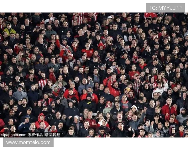 尼科帕斯满意个人表现并称赞队友帮助和团队氛围优秀 尼科帕斯满意个人表现并称赞队友帮助和团队氛围优秀