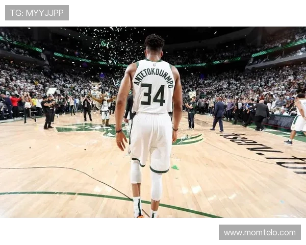 原创追求字母哥，勇士决定引热议，筹码公布！拉科布演都不演了